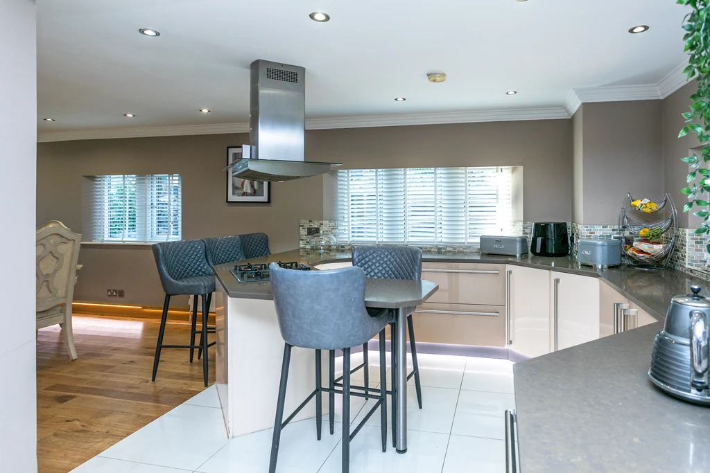 Modern Living Kitchen